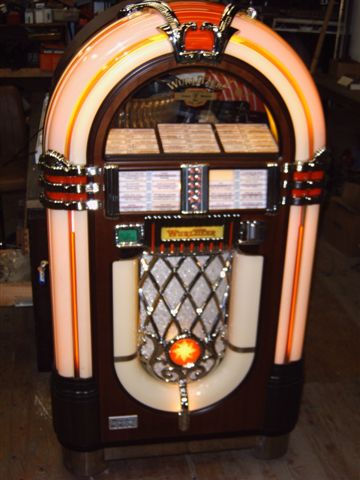 Wurlitzer Model 1015